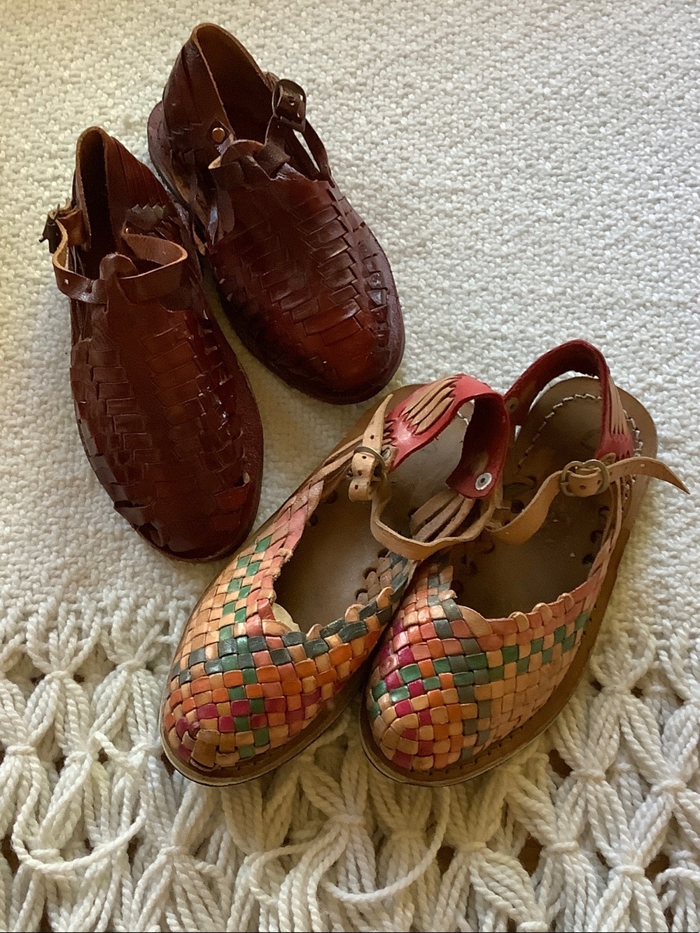 Pair Children’s Leather Vintage Mexican Huarache Sandals Sz 9 Brown & Multicolor